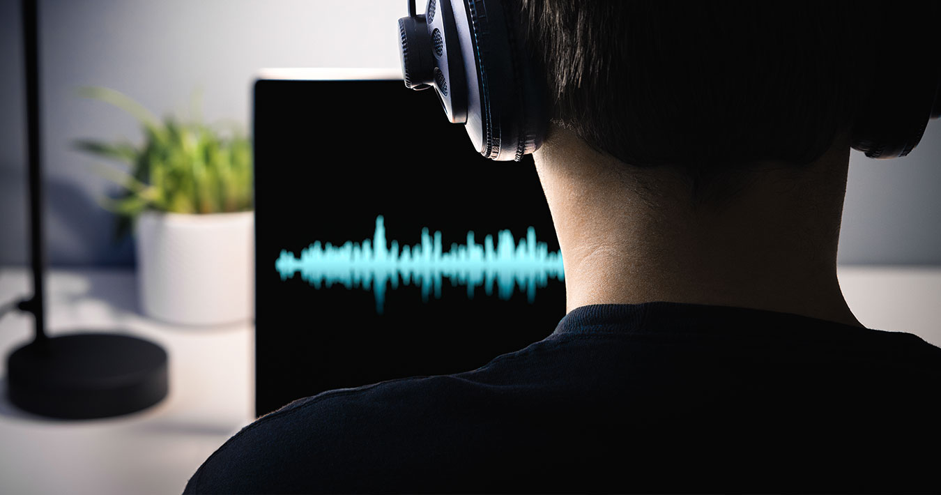 Podszywanie się przez deepfake / „voice cloning”
