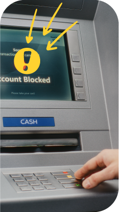 Banki blokują ludziom dostęp do pieniędzy.