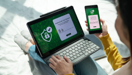 Weryfikacja z użyciem bankowości internetowej – cyfrowe potwierdzanie tożsamości klientów